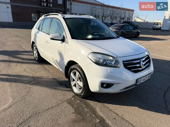 Renault Koleos 2013 photo 2