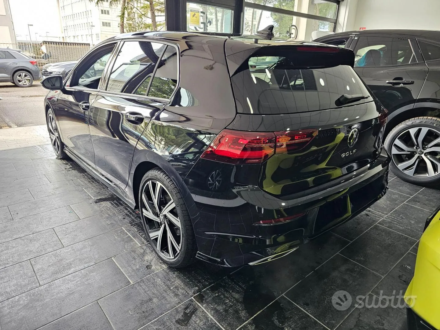 Volkswagen Golf 2024 photo 5
