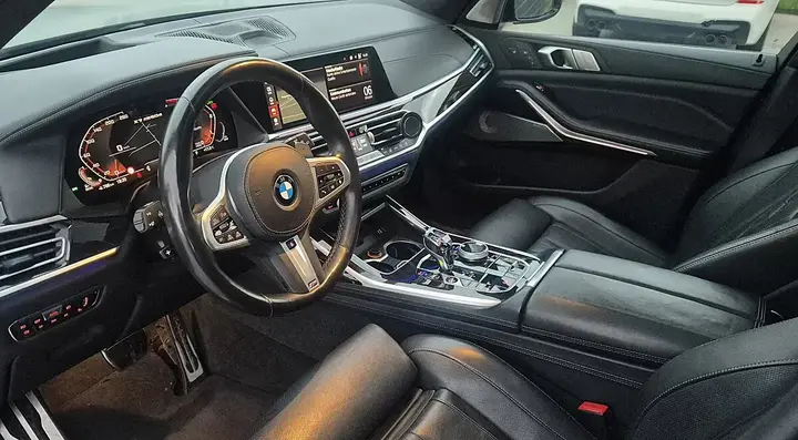 BMW X7 2019 photo 2