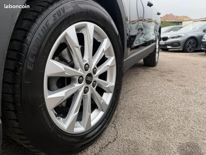 Audi Q3 2022 photo 4