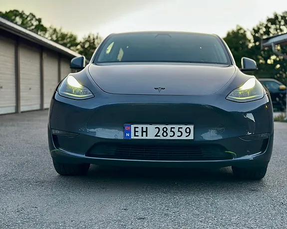 Tesla Model Y 2021 photo 3