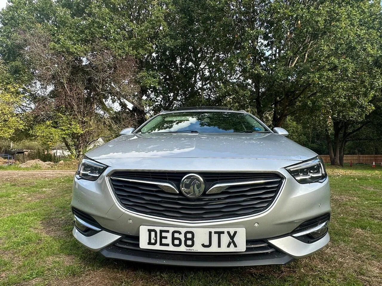 Vauxhall Insignia 2018 photo 2
