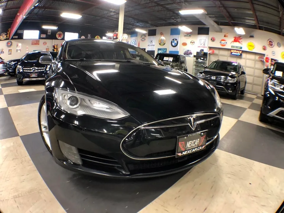 Tesla Model S 2016 photo 2