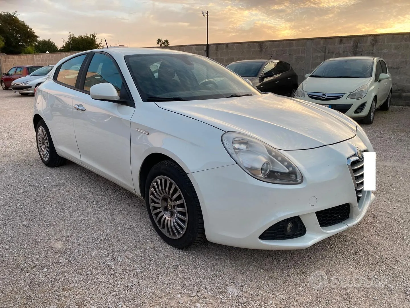 Alfa Romeo Giulietta 2012 photo 2
