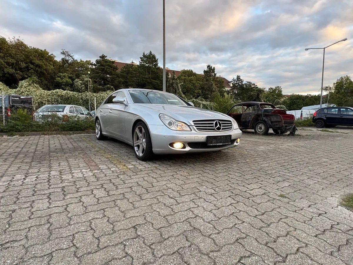 Mercedes-Benz Cls-Class