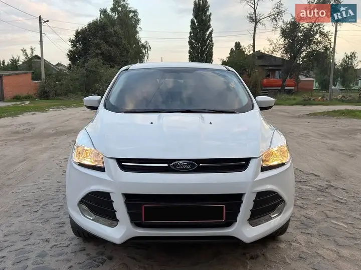 Ford Escape 2015 photo 3