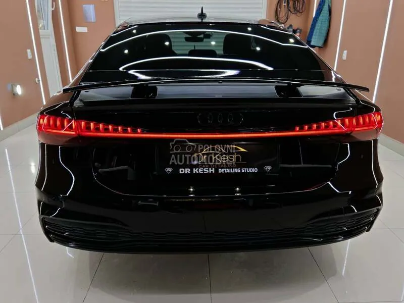 Audi A7 2018 photo 2