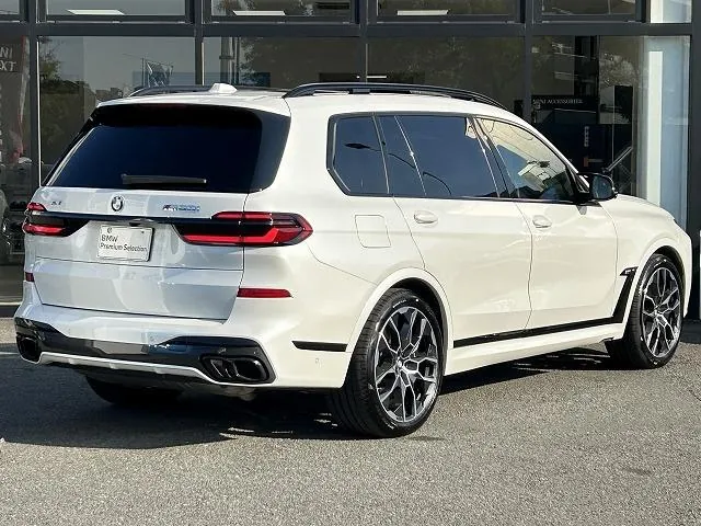 BMW X7 2025 photo 2