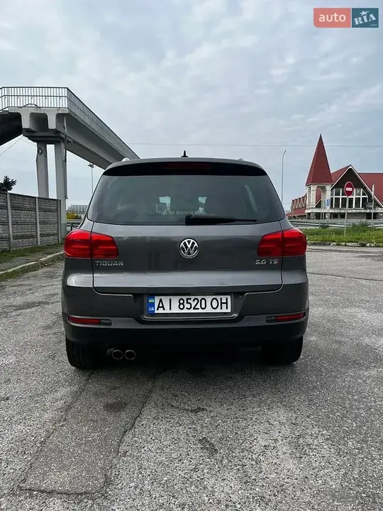 Volkswagen Tiguan 2012 photo 4