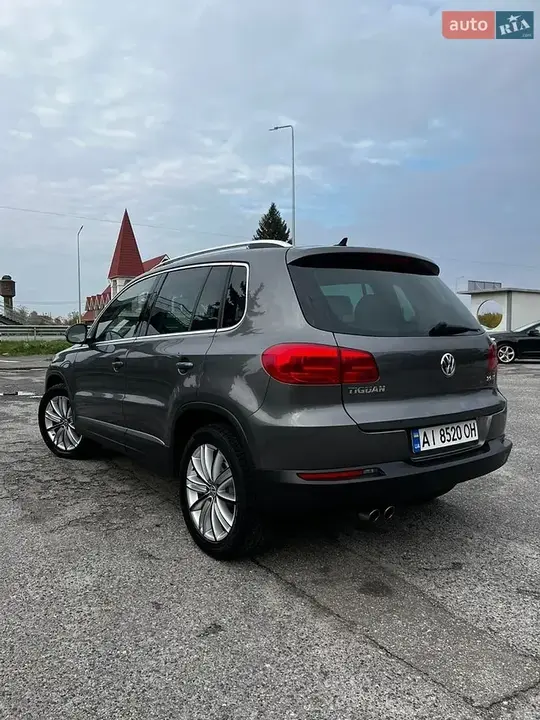 Volkswagen Tiguan 2012 photo 5
