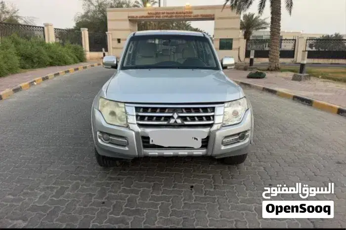 Mitsubishi Pajero 2015 photo 2