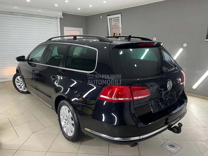 Volkswagen Passat 2011 photo 5