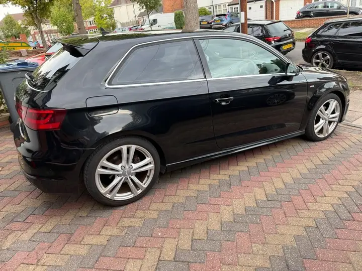 Audi A3 2012 photo 4