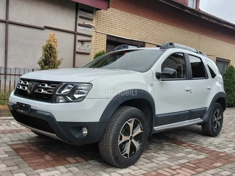 Dacia Duster 2017 photo 2