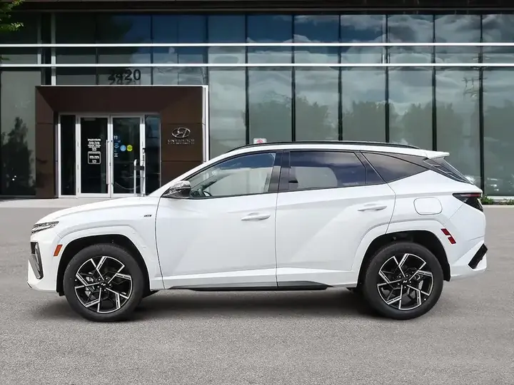 Hyundai Tucson Hybrid 2026 photo 3