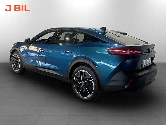 Peugeot 408 2025 photo 3