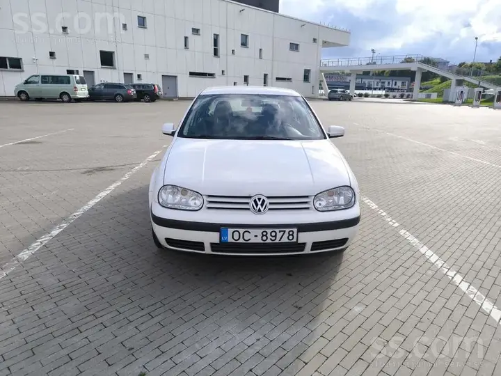 Volkswagen Golf 4 1999 photo 2