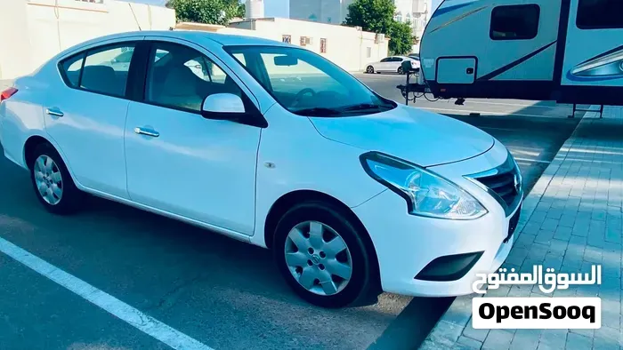 Nissan Sunny 2022 photo 2