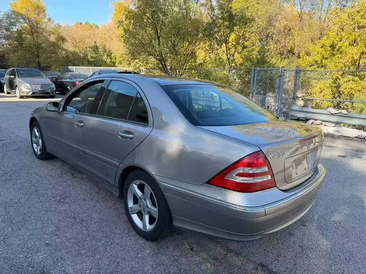 Mercedes-Benz C-Class 2007 photo 5