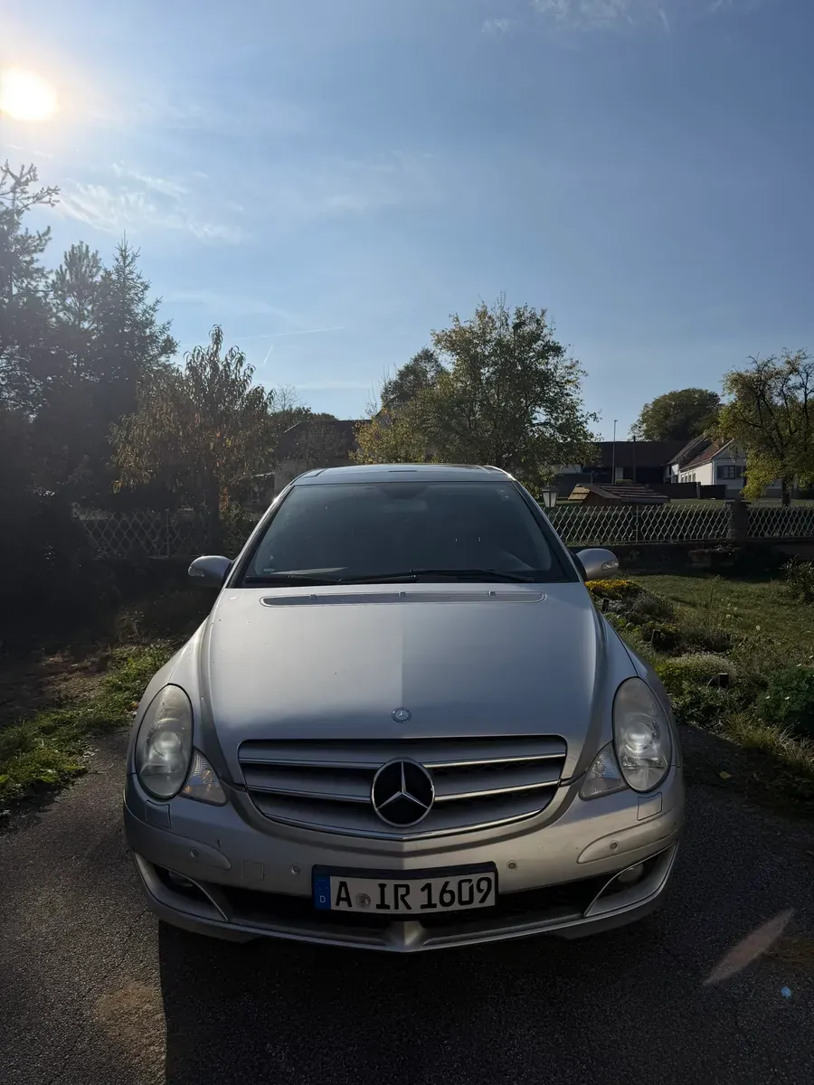Mercedes-Benz R-Class