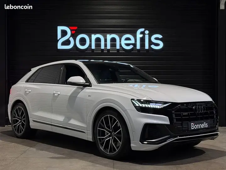 Audi Q8 2022 photo 2