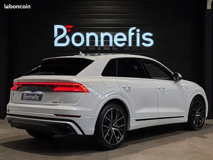 Audi Q8 2022 photo 3