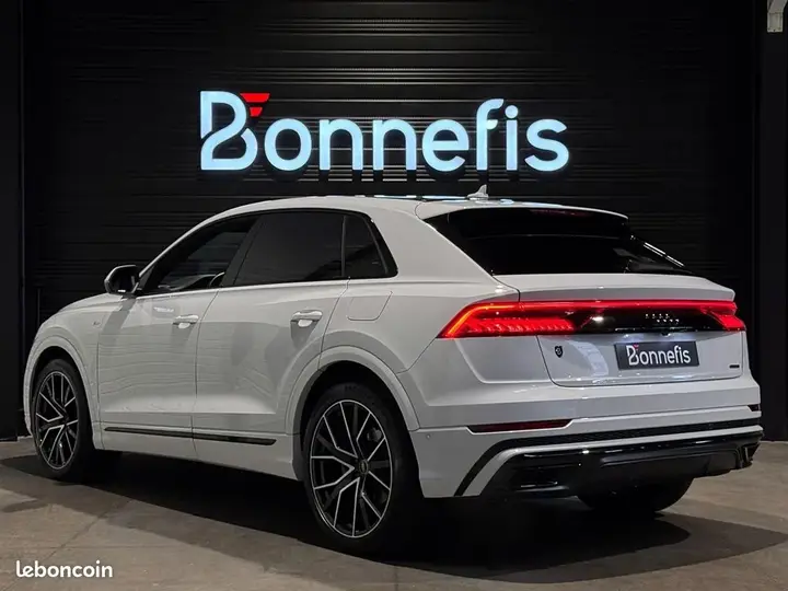 Audi Q8 2022 photo 4