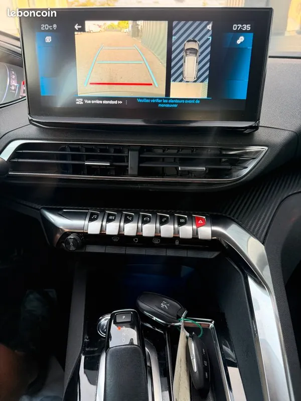 Peugeot 5008 2021 photo 4