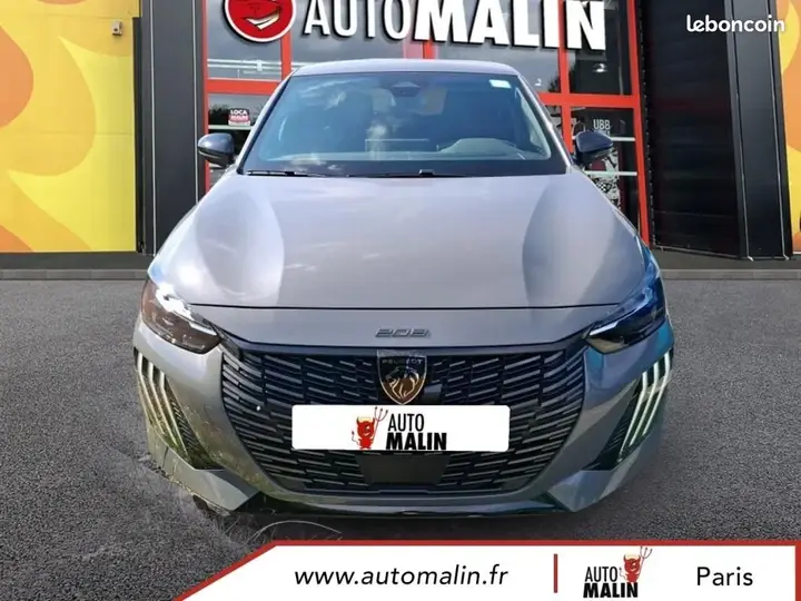 Peugeot 208 2025 photo 2