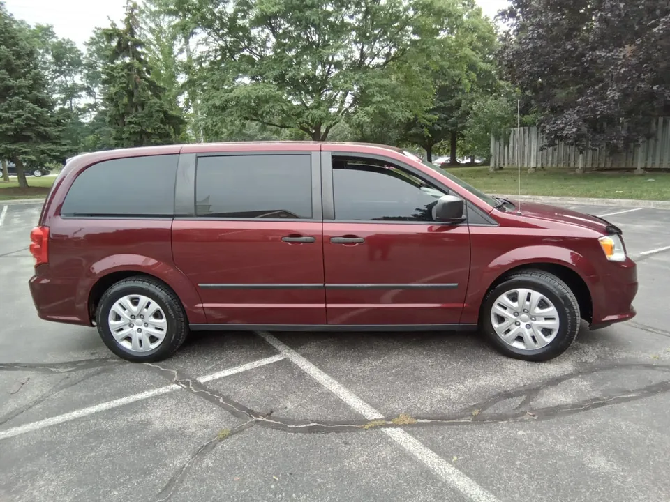 Dodge Grand Caravan 2017 photo 4