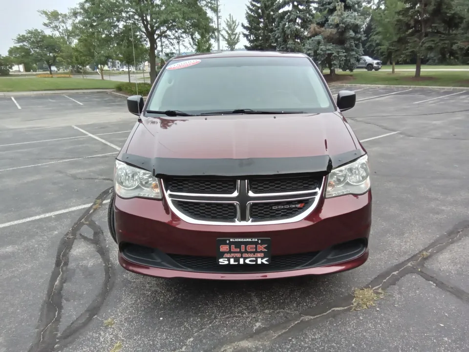 Dodge Grand Caravan 2017 photo 2