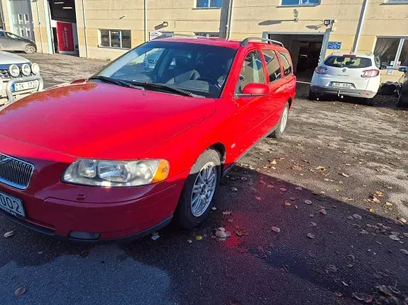 Volvo V70 2006 photo 2