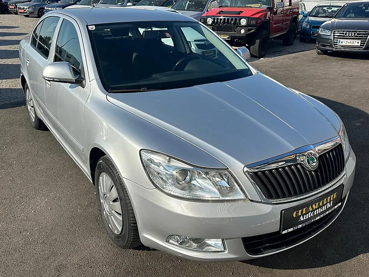 Skoda Octavia 2010 photo 3
