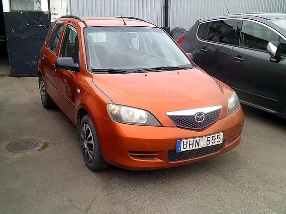 Mazda 2