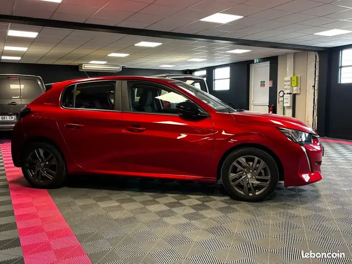 Peugeot 208 2022 photo 4