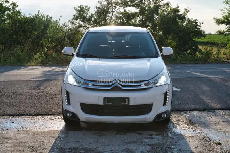 Citroen C4 Aircross 2012 photo 2