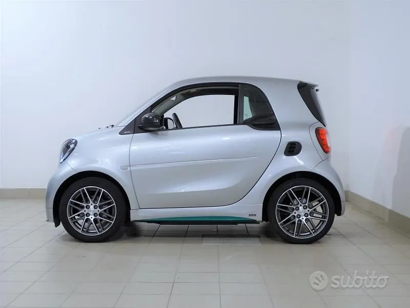 Smart Fortwo 2019 photo 5