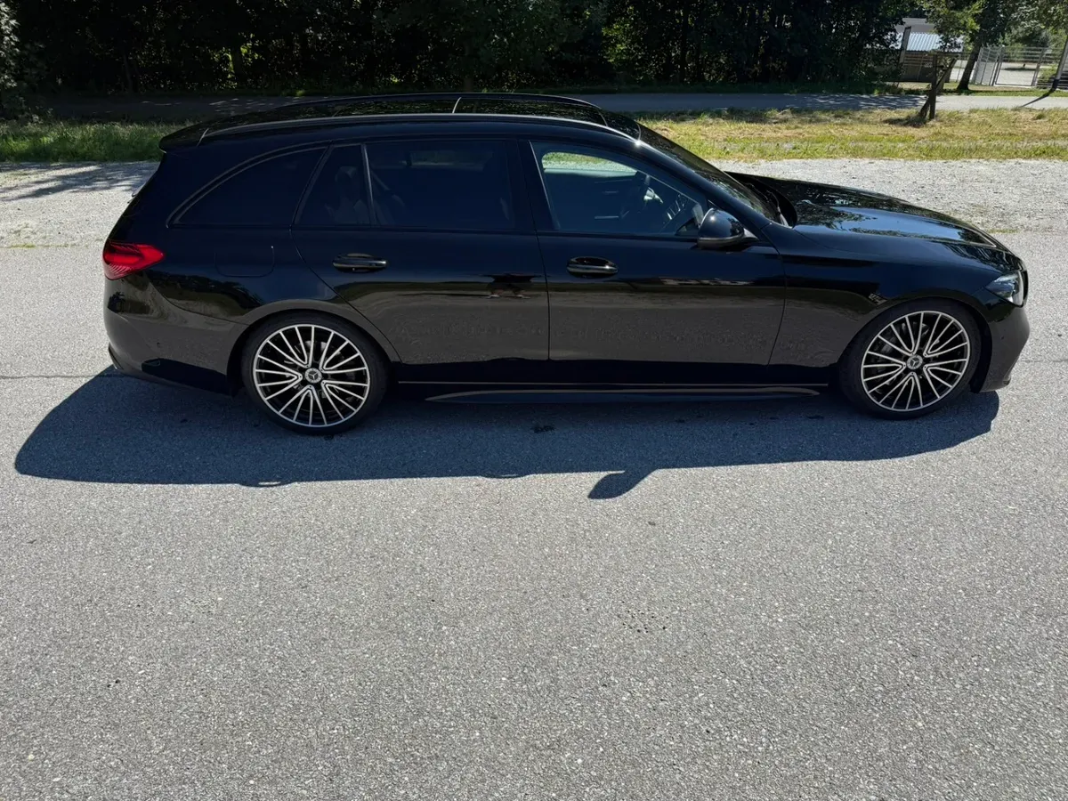 Mercedes-Benz C-Class 2022 photo 3