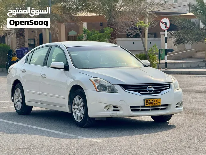 Nissan Altima 2012 photo 4