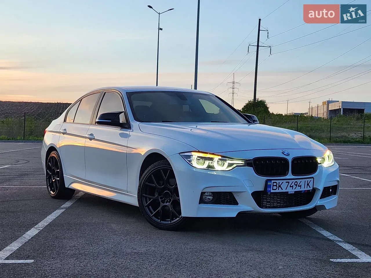 BMW 3 Series 2016 photo 2