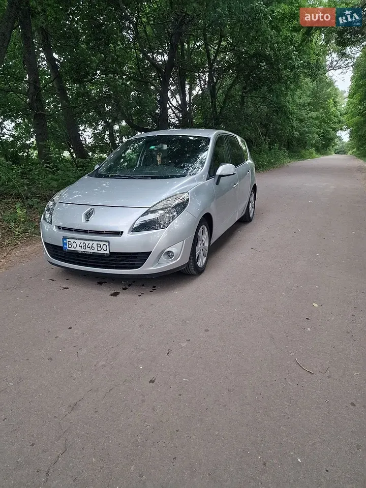 Renault Scenic 2010 photo 4