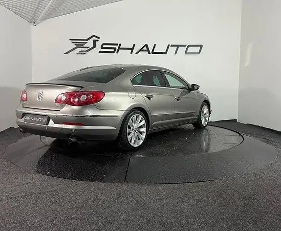 Volkswagen Passat 2011 photo 5