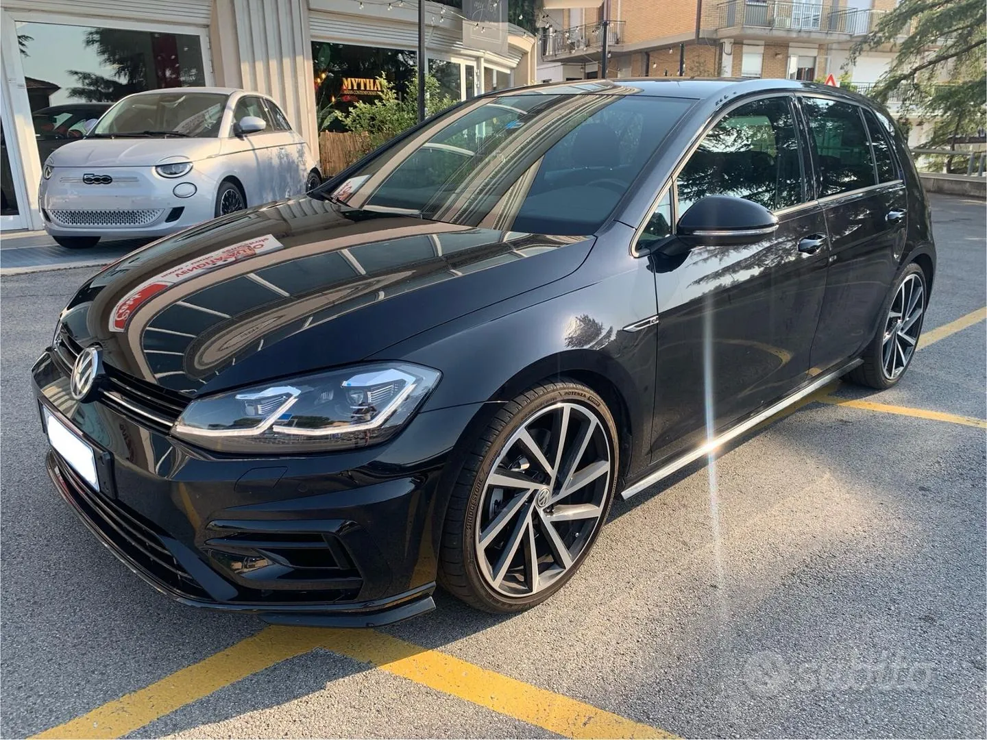 Volkswagen Golf R