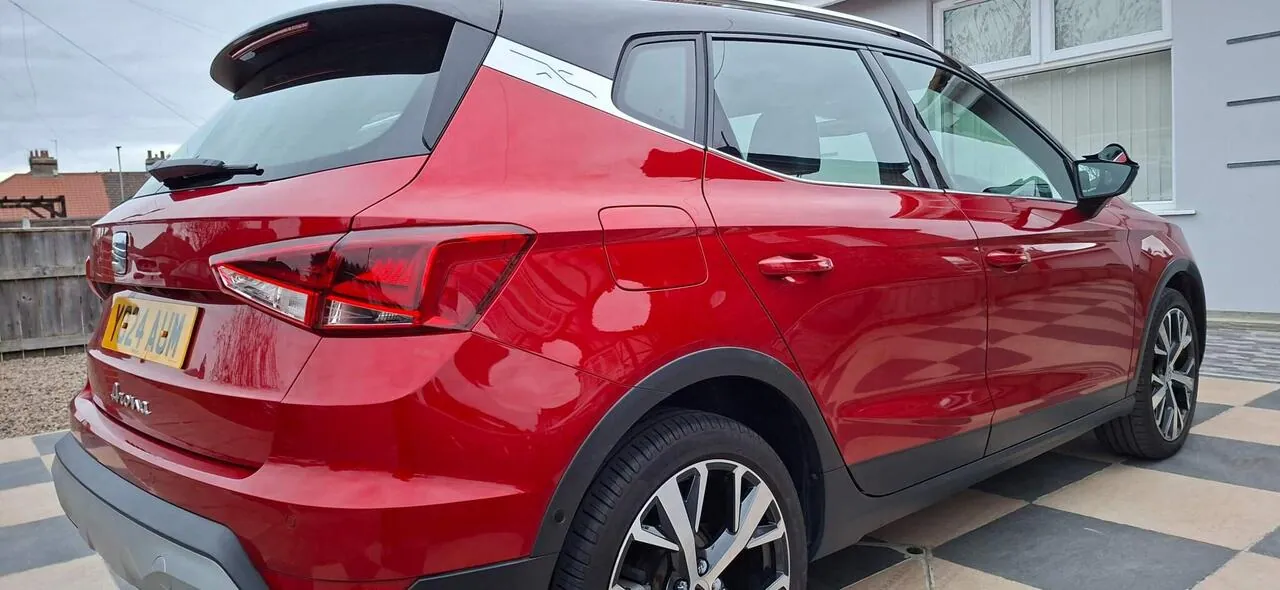 Seat Arona 2024 photo 4