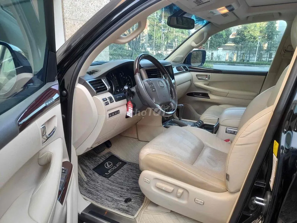 Lexus Lx 2015 photo 4