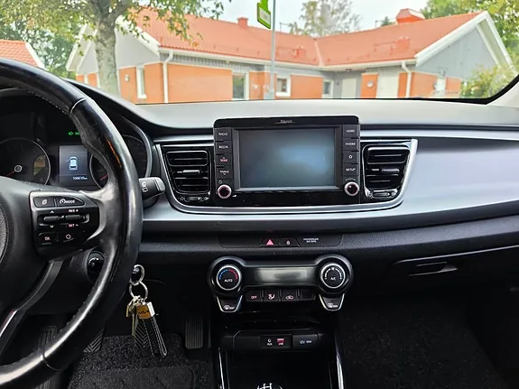 Kia Rio 2018 photo 5