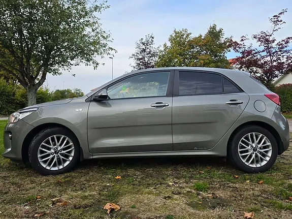 Kia Rio 2018 photo 4