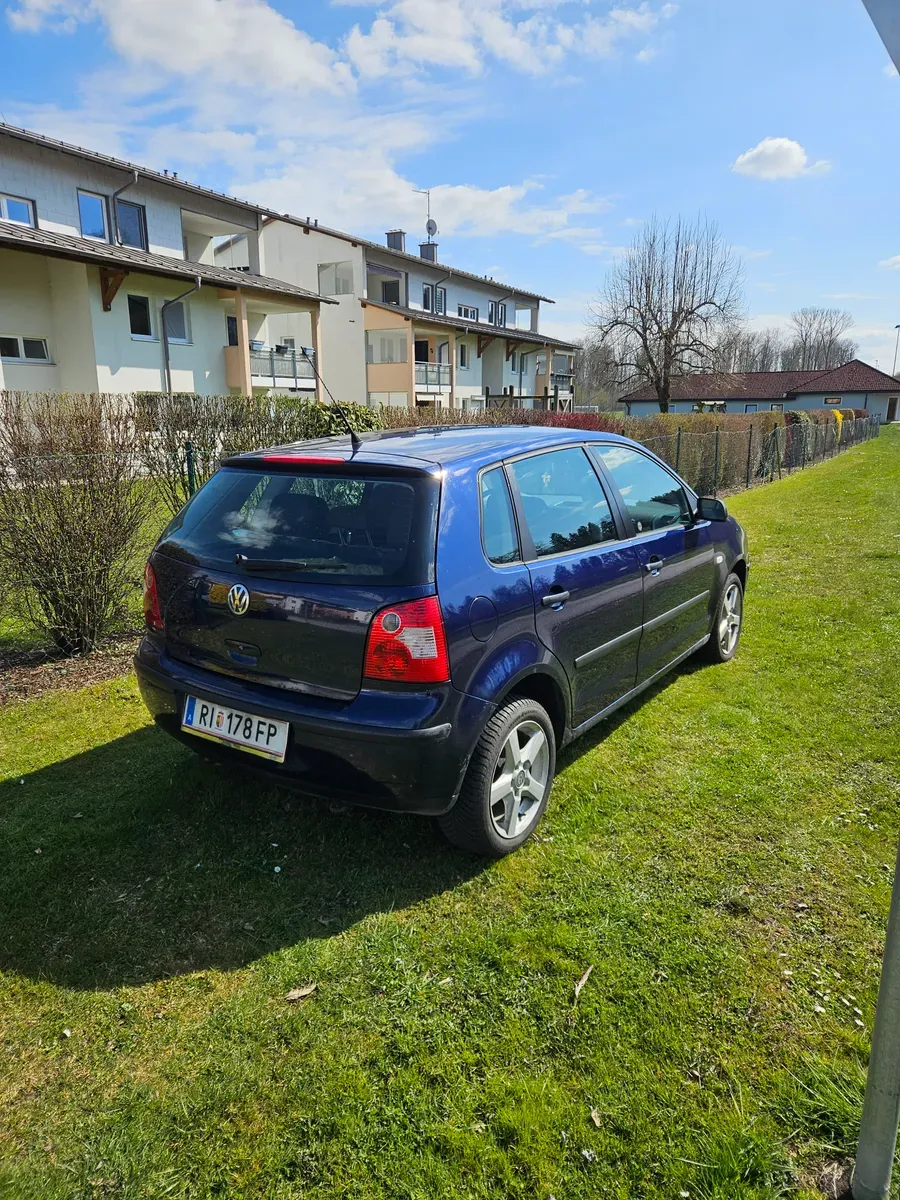 Volkswagen Polo 2003 photo 2