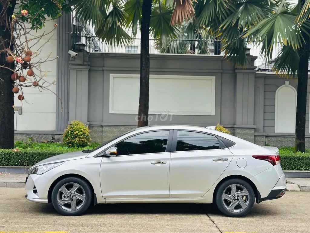 Hyundai Accent 2022 photo 4