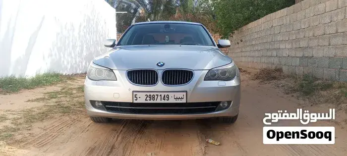 BMW 5 Series 2008 photo 2